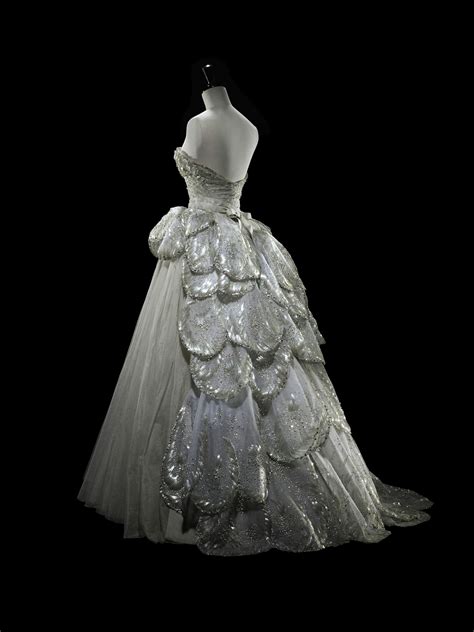 collezioone milieu du siecle dior|Atelier de création : Milieu du siècle .